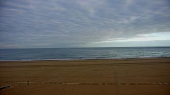 Weather camera view of Plim Plaza Hotel.