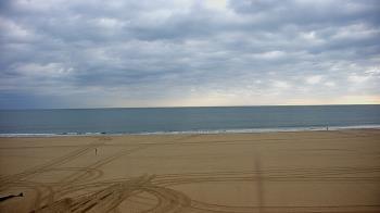 Weather camera view of Plim Plaza Hotel.