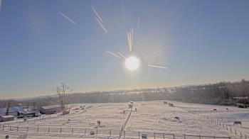 Weather camera view of Orchard Hill.