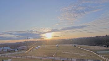 Weather camera view of Orchard Hill.