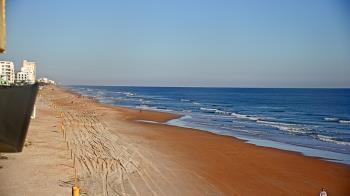 Weather camera view of Cardinal Ormond Lifeguard Station 2.