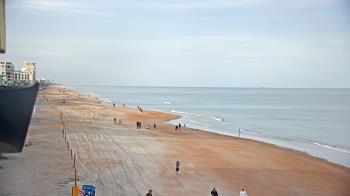 Weather camera view of Cardinal Ormond Lifeguard Station 2.