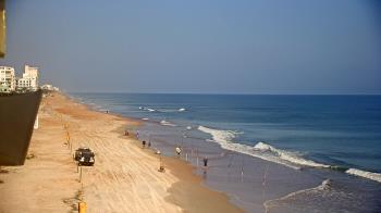Weather camera view of Cardinal Ormond Lifeguard Station 2.