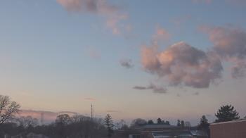 Weather camera view of Old Saybrook MS.