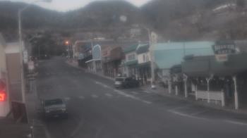 Weather camera view of Overland Hotel.