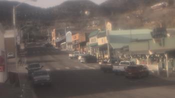 Weather camera view of Overland Hotel.
