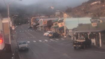 Weather camera view of Overland Hotel.