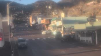 Weather camera view of Overland Hotel.