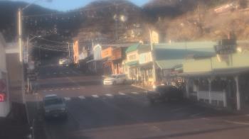 Weather camera view of Overland Hotel.