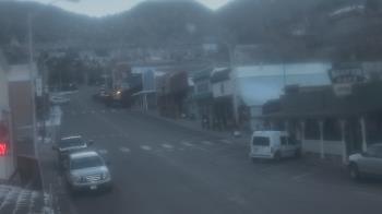 Weather camera view of Overland Hotel.