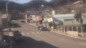 Weather camera view of Overland Hotel.