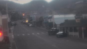 Weather camera view of Overland Hotel.