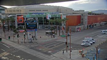 Weather camera view of Palomar Hotel.