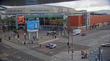Weather camera view of Palomar Hotel.