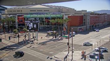 Weather camera view of Palomar Hotel.