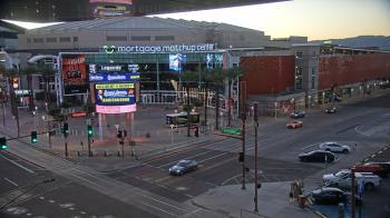 Weather camera view of Palomar Hotel.