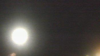 Weather camera view of Potomac Mills Mall.