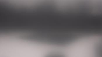 Weather camera view of Hilldale Elementary School.