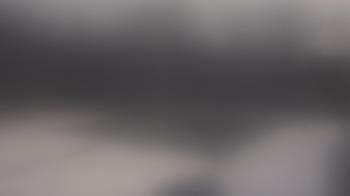 Weather camera view of Hilldale Elementary School.