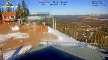 Weather camera view of Sunrise Park Resort 10650 ft elev.