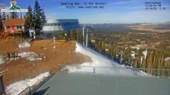 Weather camera view of Sunrise Park Resort 10650 ft elev.