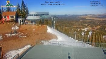 Weather camera view of Sunrise Park Resort 10650 ft elev.