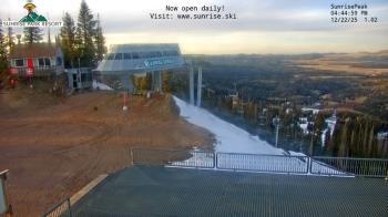 Weather camera view of Sunrise Park Resort 10650 ft elev.