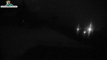 Weather camera view of Sunrise Park Resort 10650 ft elev.