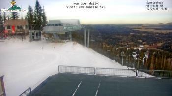 Weather camera view of Sunrise Park Resort 10650 ft elev.