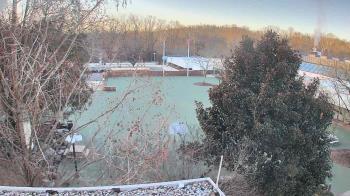 Weather camera view of German School of Washington.