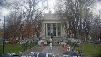 Weather camera view of Prescott Courthouse Square.