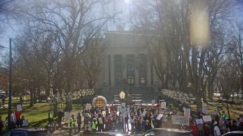 Weather camera view of Prescott Courthouse Square.