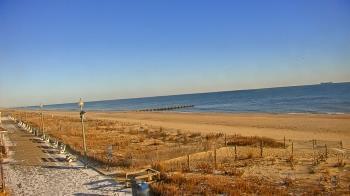 Weather camera view of Boardwalk Plaza Hotel.