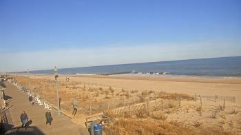 Weather camera view of Boardwalk Plaza Hotel.