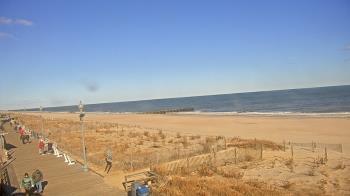 Weather camera view of Boardwalk Plaza Hotel.