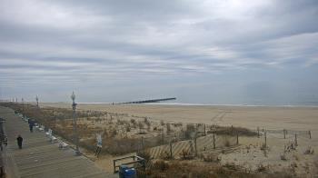Weather camera view of Boardwalk Plaza Hotel.