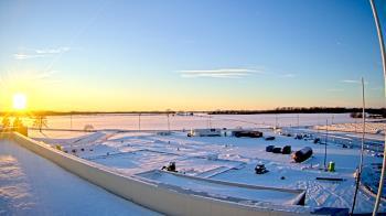 Weather camera view of North Putnam MS.