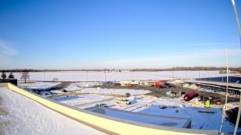 Weather camera view of North Putnam MS.