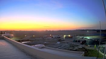 Weather camera view of North Putnam MS.