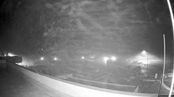 Weather camera view of North Putnam MS.