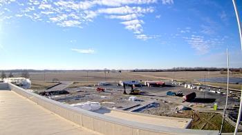 Weather camera view of North Putnam MS.