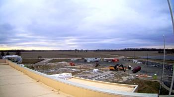 Weather camera view of North Putnam MS.