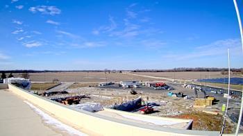 Weather camera view of North Putnam MS.