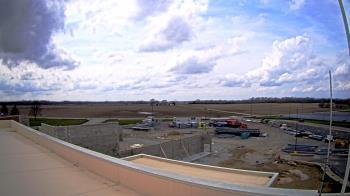 Weather camera view of North Putnam MS.