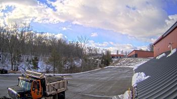 Weather camera view of Rockland County Highway Garage.