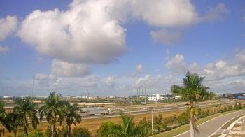 Weather camera view of Seagate.