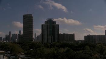 Weather camera view of St Thomas High School.