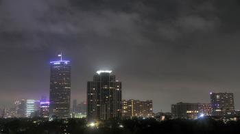 Weather camera view of St Thomas High School.
