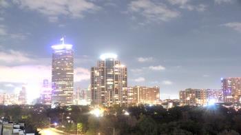 Weather camera view of St Thomas High School.