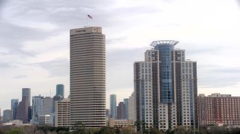 Weather camera view of St Thomas High School.